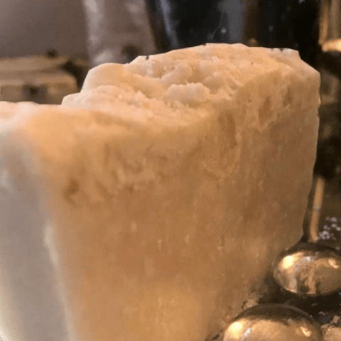 HIMALAYAN SALT BAR